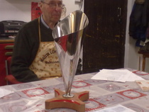 Raimo Taljan lahjoittama
maljakko Kerholle